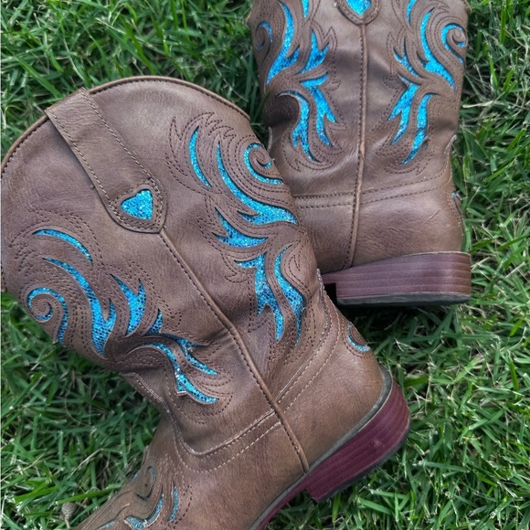 Roper Girls size 1 Brown Boots with Blue Glitter Detail - Picture 4 of 6
